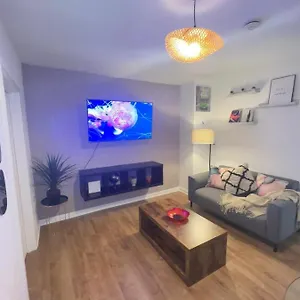  Apartment Lively 1 Bed In Buzzing East London! United Kingdom