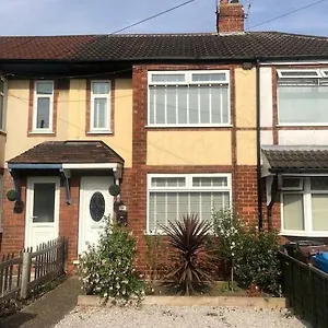  Holiday home Two Bedroom Terrace House With Parking United Kingdom