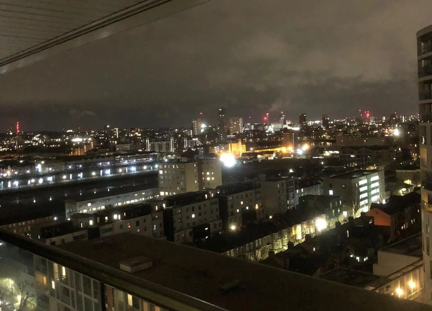 Modern 2Bed 2Bath Apartment Canary Wharf - Upto 5 Person London